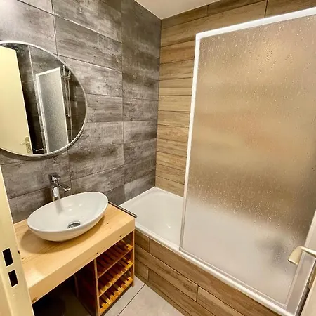 Cocooning, Idealement Situe Apartmán