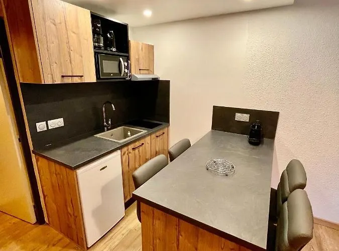 Cocooning, Idealement Situe Котре